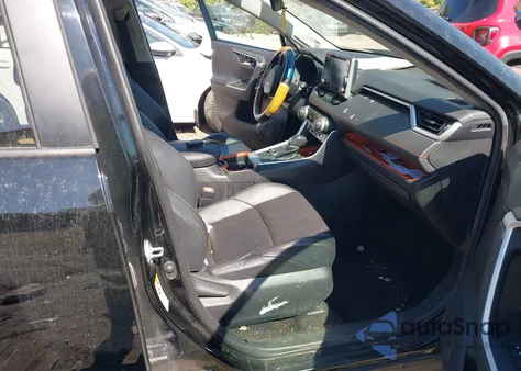 2019 Toyota Rav4 Adventure z USA, uszkodzony, nr VIN 2T3J1RFV6KW014525